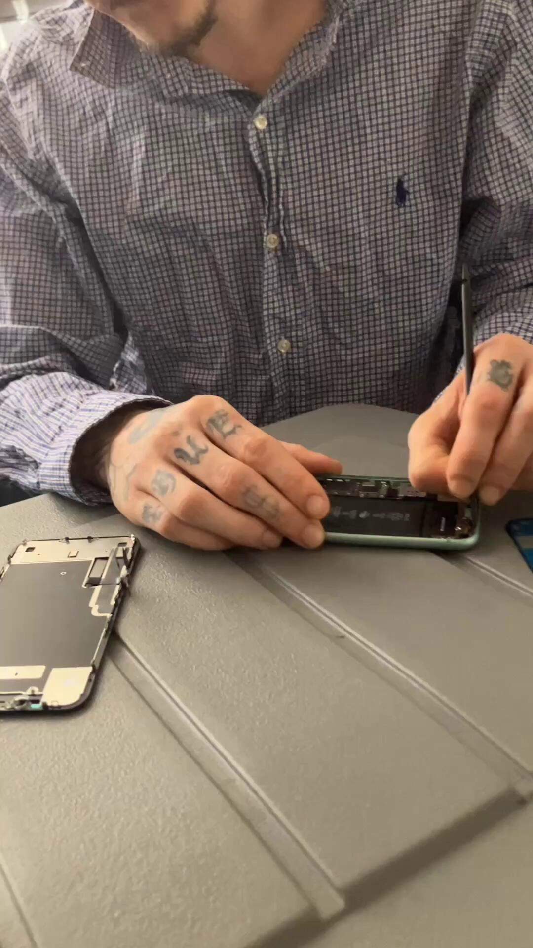 Screen Repair iPhone 11